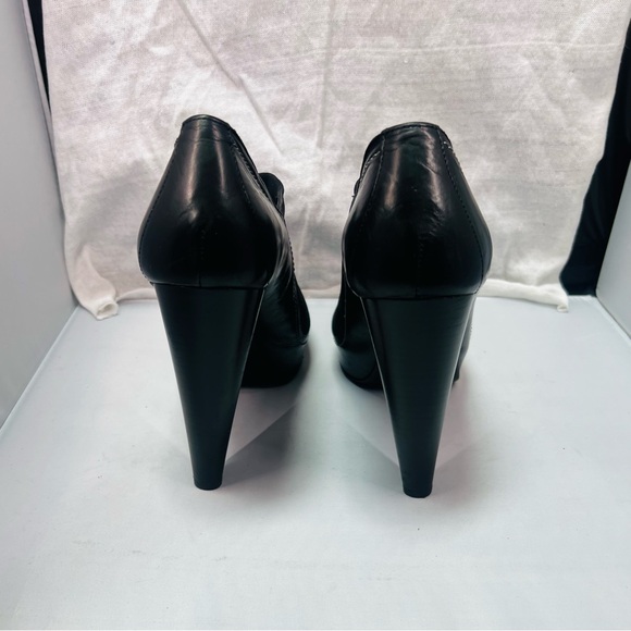 Donald J Pliner Leather peeptoe heals - Picture 5 of 9